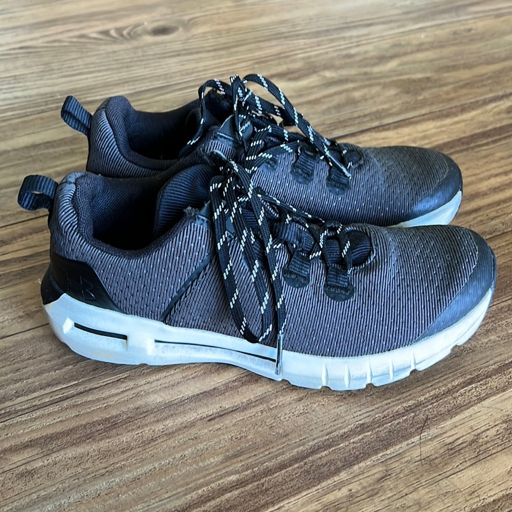 Under Armour Black & White Shoes youth size 3